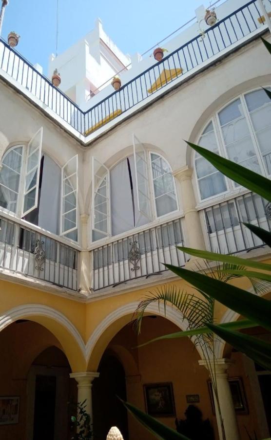 Casa Del Anticuario Apartments Cadiz Luaran gambar