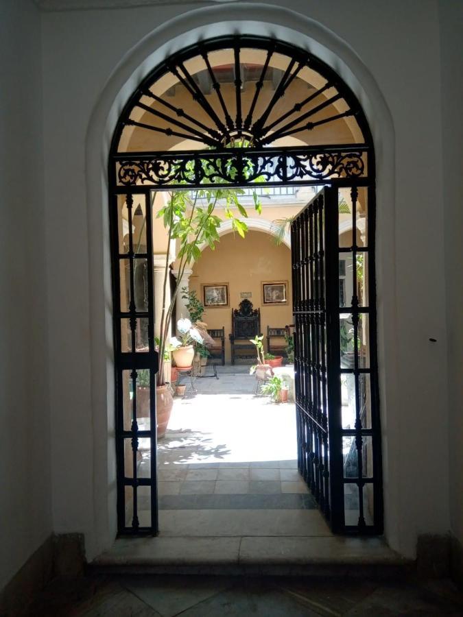 Casa Del Anticuario Apartments Cadiz Luaran gambar